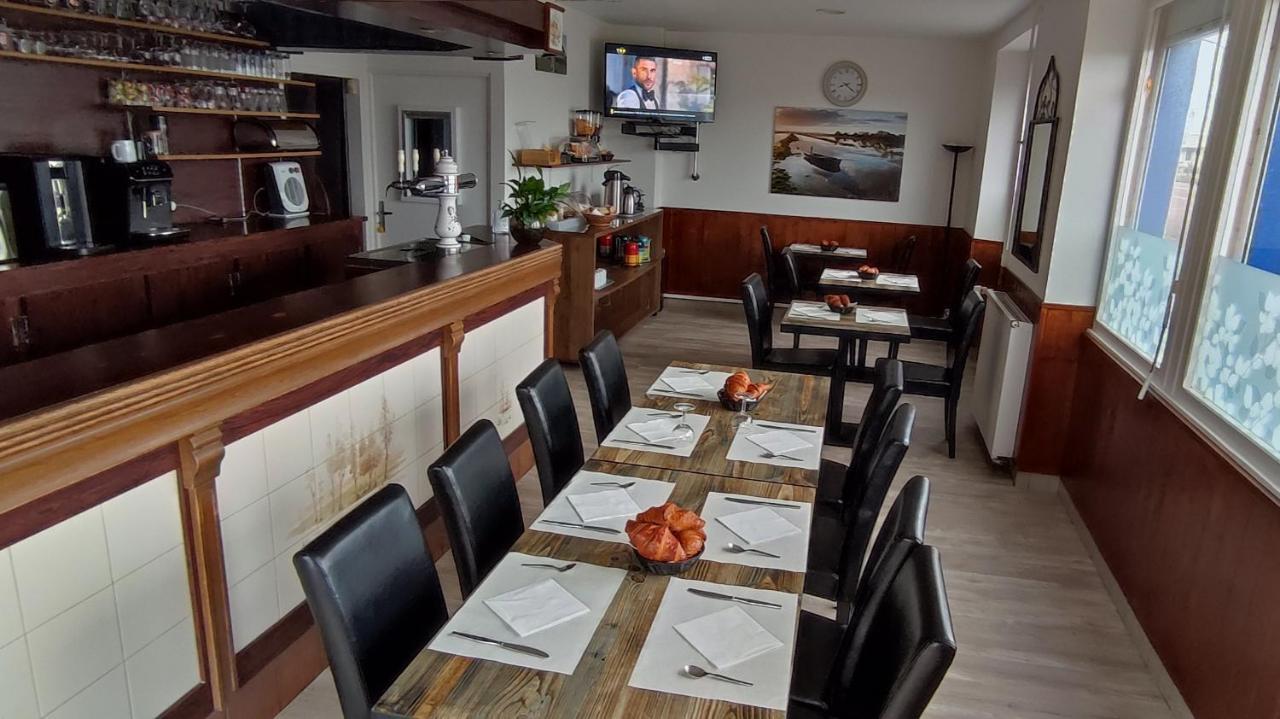 Auberge Aux Marais Montmartin-en-Graignes Bagian luar foto