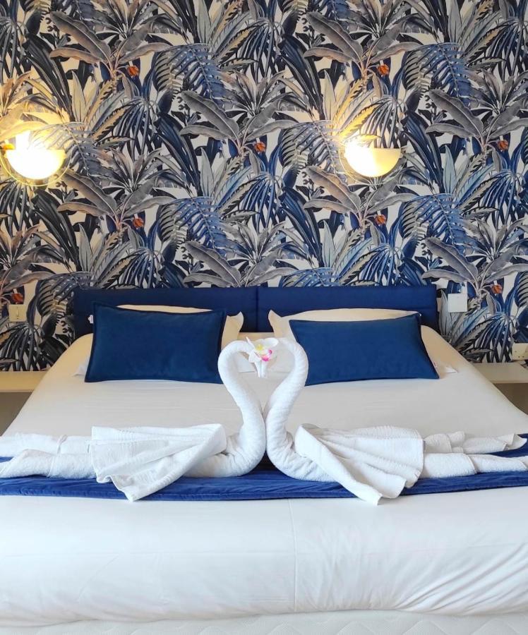 Auberge Aux Marais Montmartin-en-Graignes Bagian luar foto